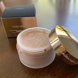 NEW! Laura Mercier Light Catcher Setting Powder